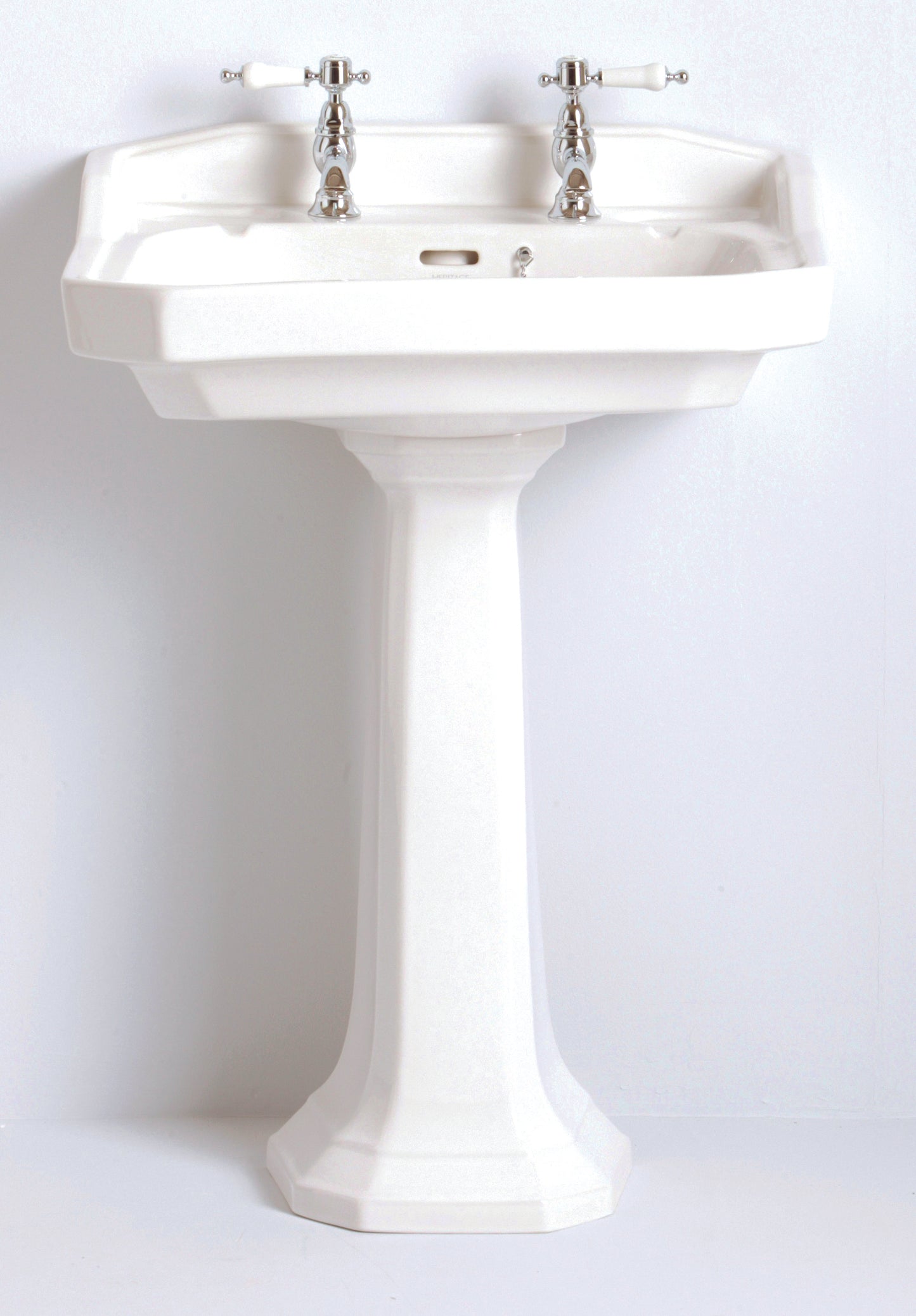 Experience Modern Luxury With Heritage Granley White Pedestal