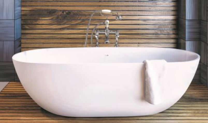 BC Designs Crea Bath 1665 x 780mm Polished White