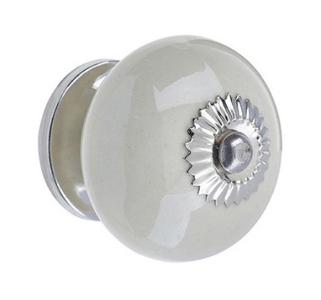 Ceramic Door Knob Cream Classic Elegance for Any Door