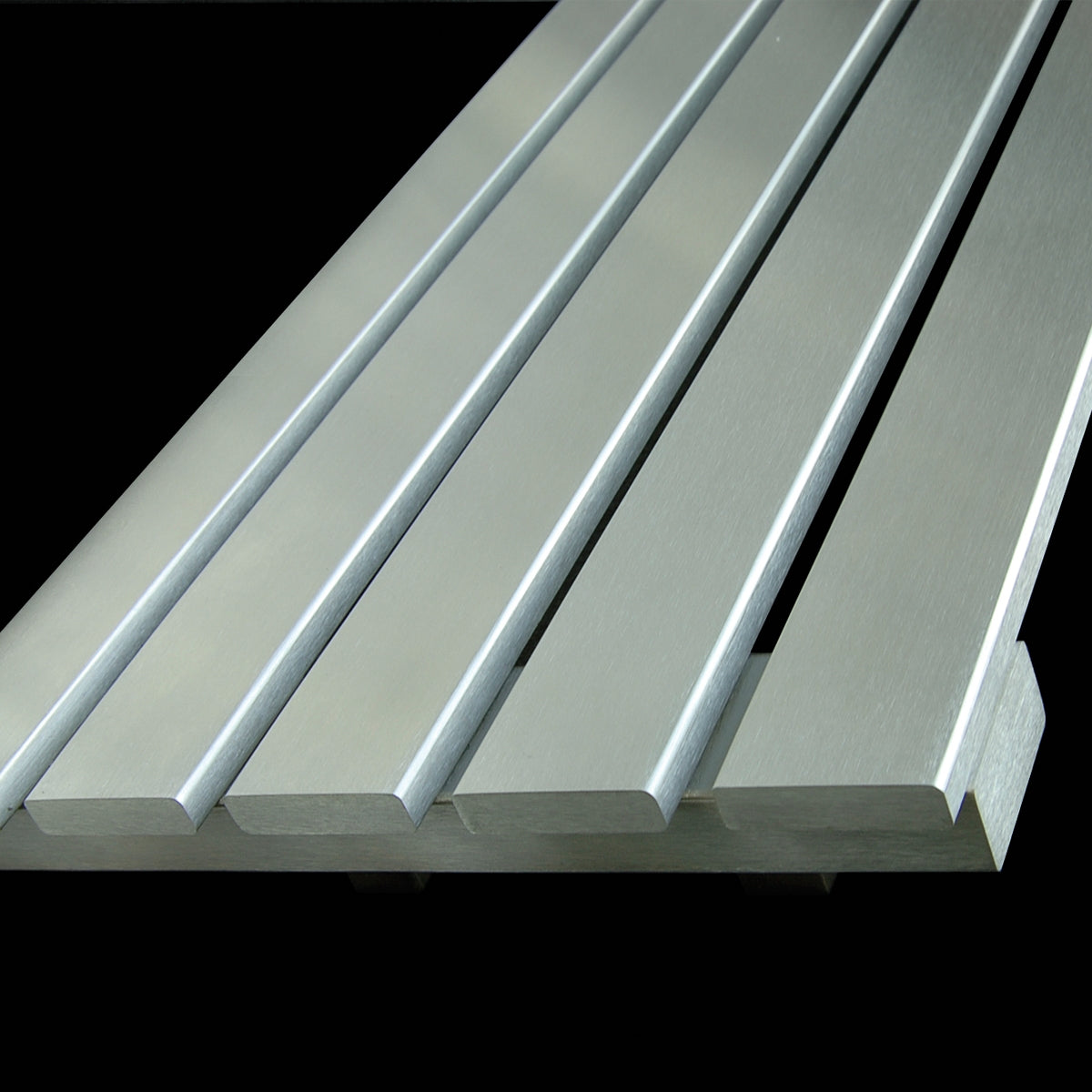 SW6 Idaho 340mm x 1500mm Brushed Stainless