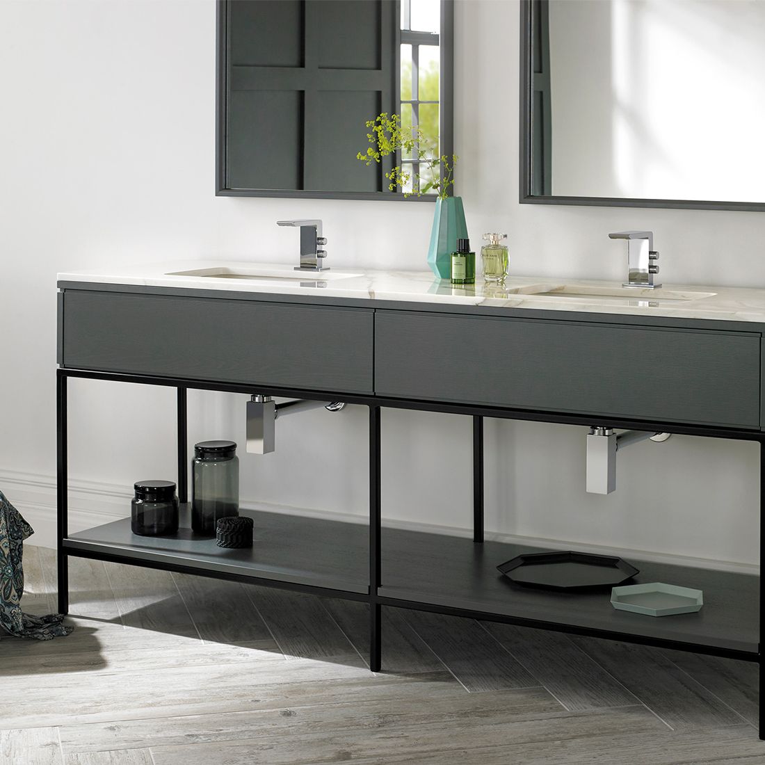 VADO Omika Mono Basin Mixer Tap