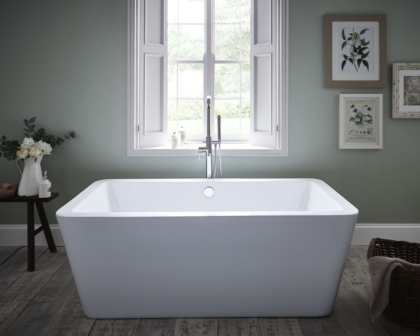 SW6 Options Freestanding Bath 1700 x 800mm