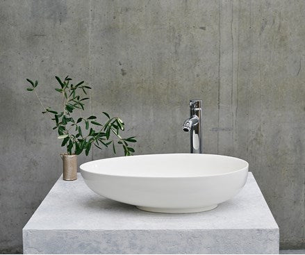 Clearwater Teardrop 550 x 350 ClearStone Sit On Basin