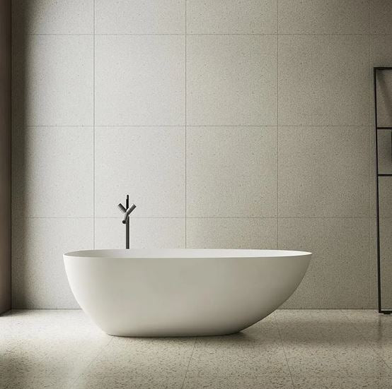 Luxe Wells 1700 Egg freestanding Solid Surface Matt Bath