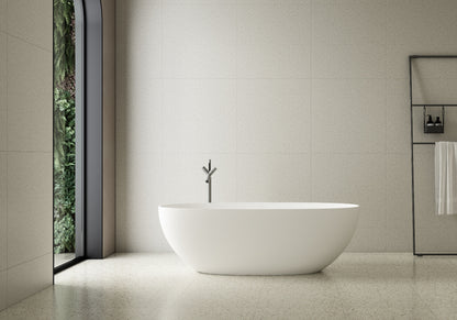 Luxe Stirling 1500 Oval Freestanding Solid Surface Bath