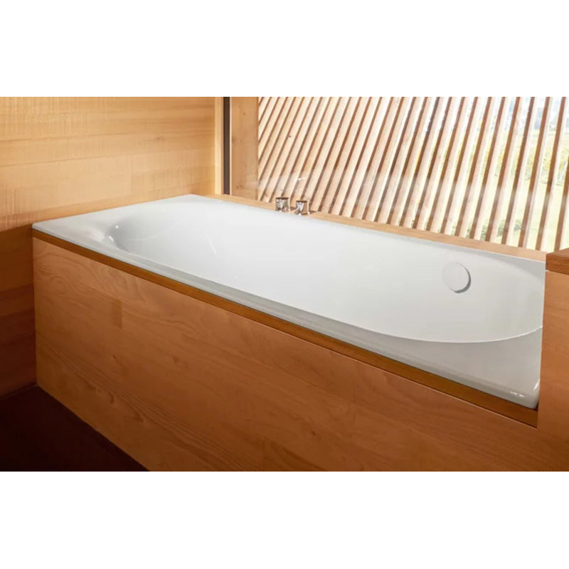 Bette Comodo Bath with Overflow, Lifestyle view