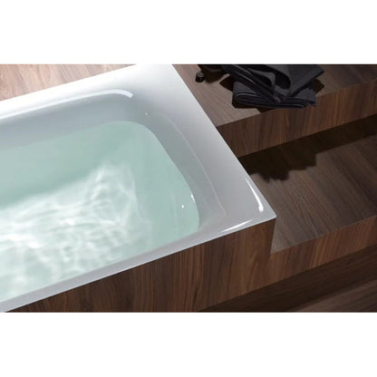 Bette Lux Bath, Lifestyle View