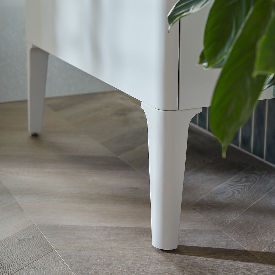 Vado Cameo Furniture Front Legs pair