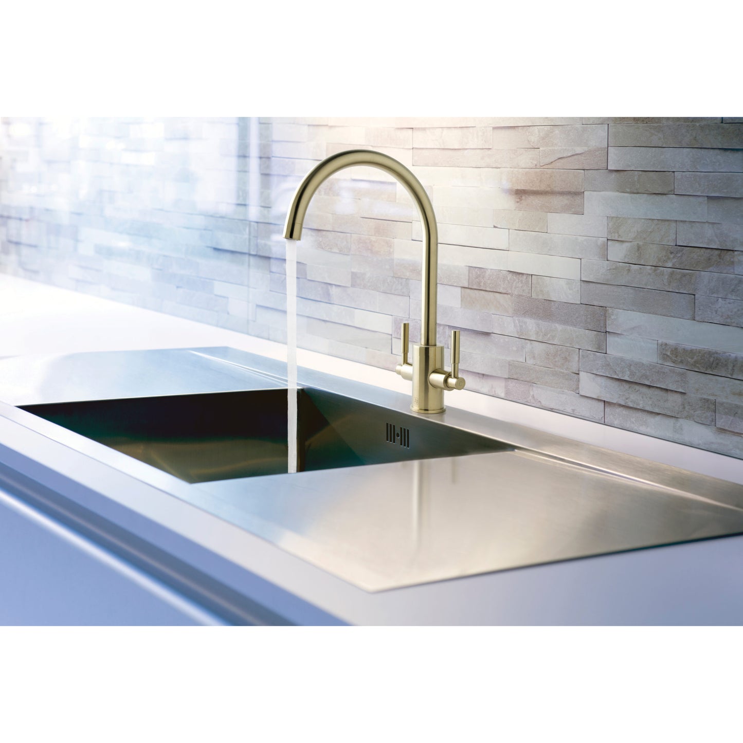 Just Taps Plus Newbury Sink Mixer, Swivel Spout