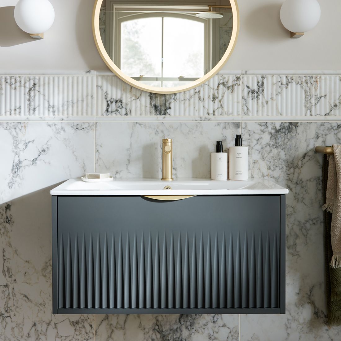 Vado Safari Wall Hung Fluted Vanity Unit