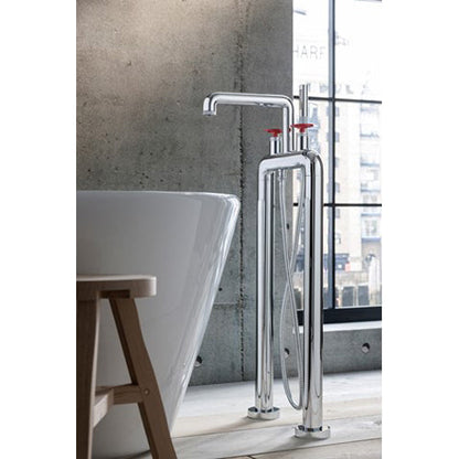 Crosswater UNION Free Standing Bath Filler & Shower Kit Wheel