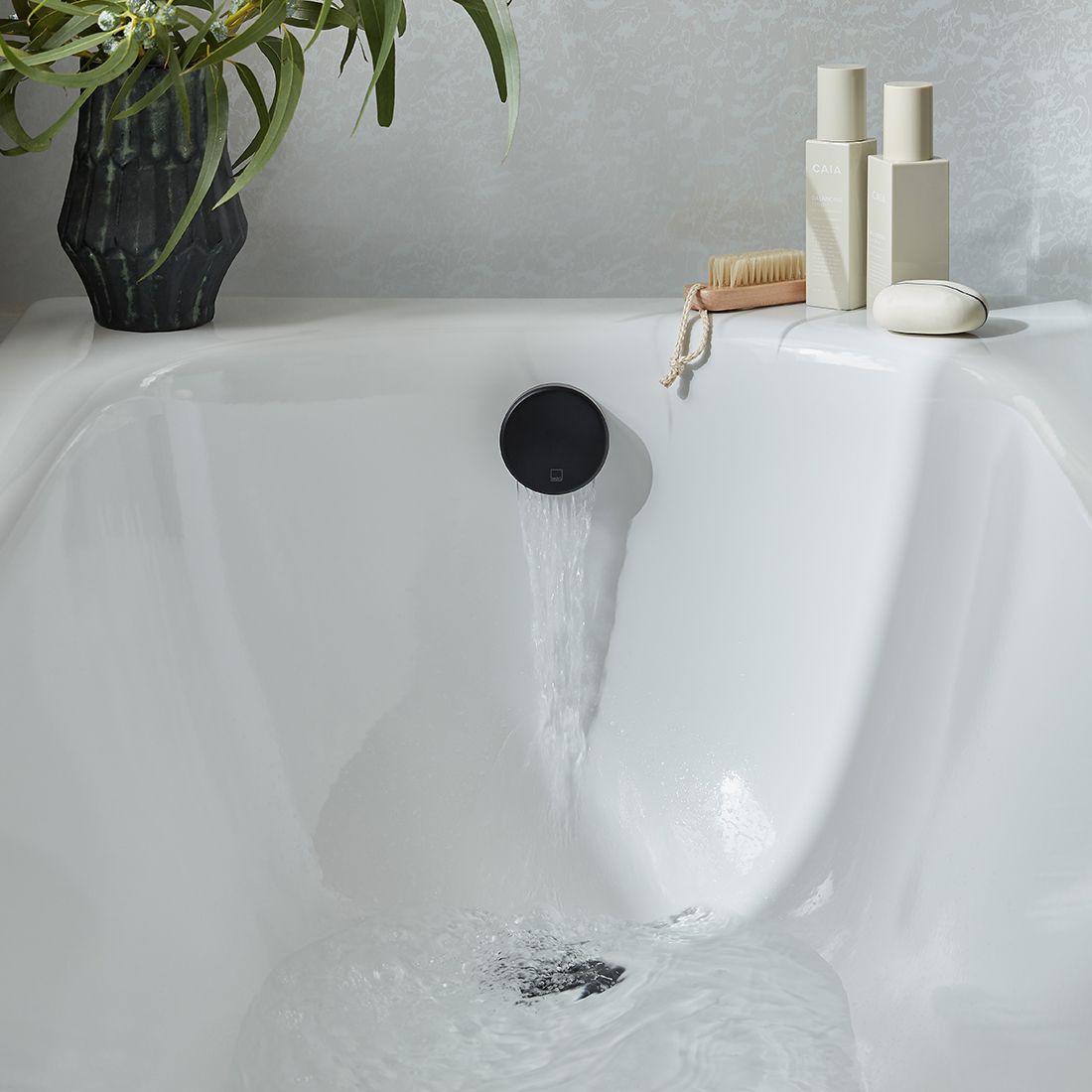 Vado Round Clic-Clac Bath Filler Waste and Overflow