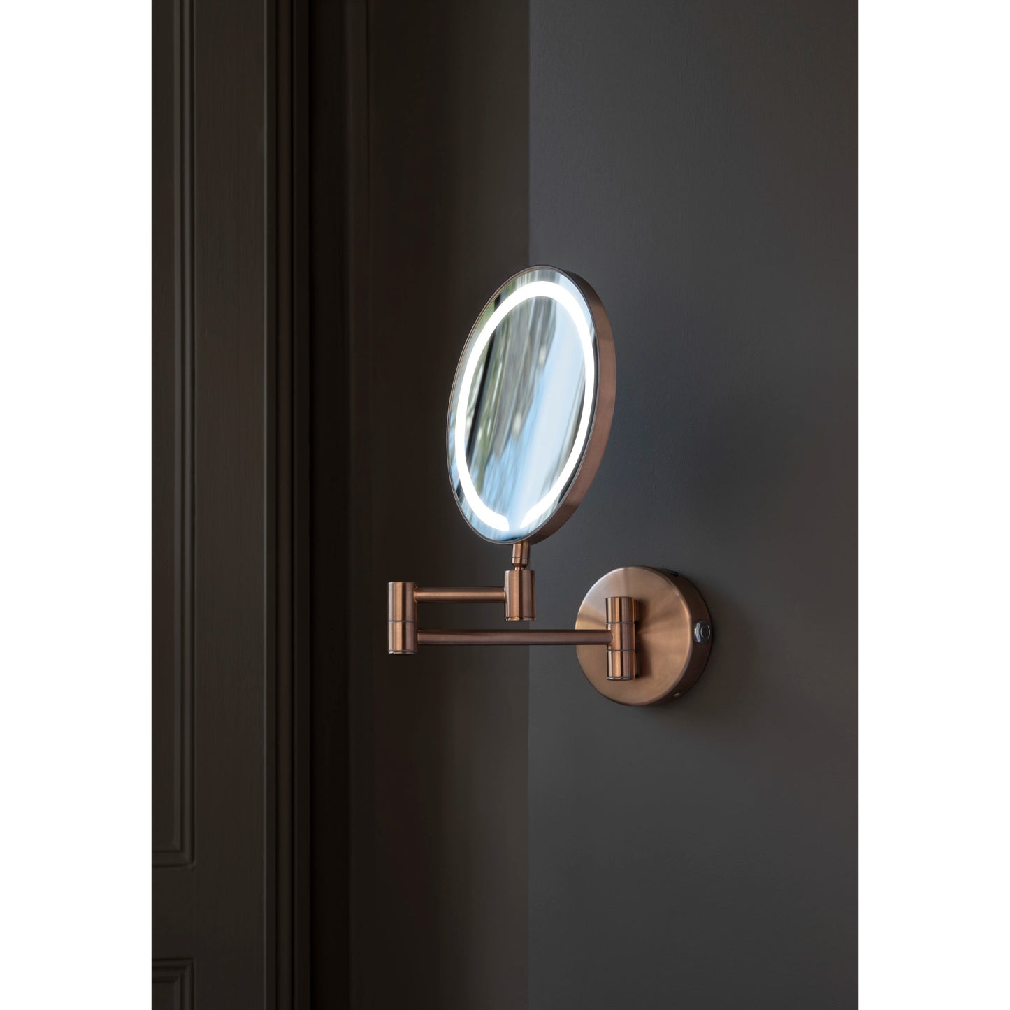 Just Taps Plus Zoom Makeup Mirror