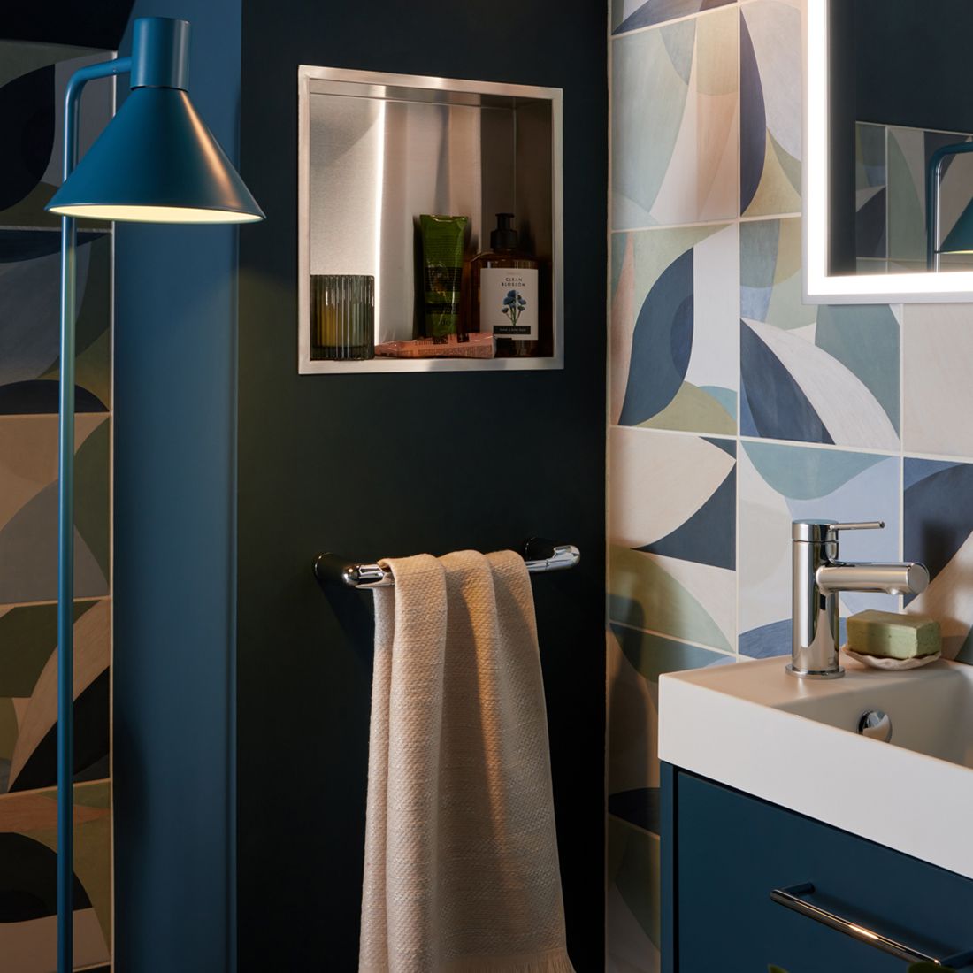 Vado Zoo Towel Rail 450mm