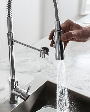 Crosswater Cook Side Lever Kitchen Mixer With Flexi Spray