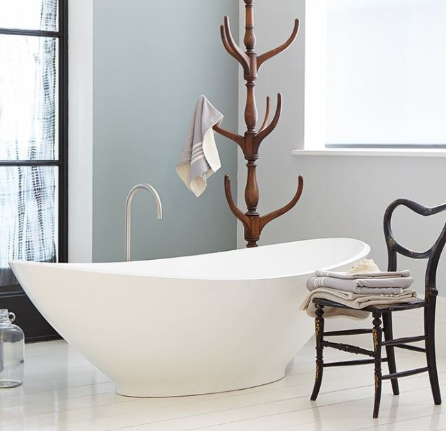 BC Designs Kurv 1890 x 900mm Composite Free Standing Bath Double Ended Silk Matt White