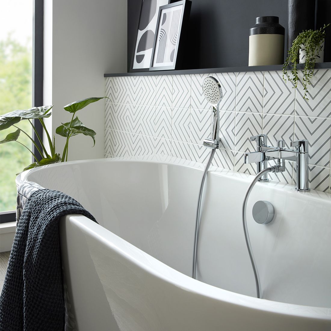 VADO Edit Bath Mixer Tap With Shower Kit