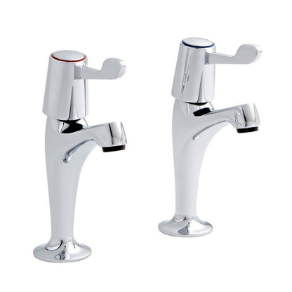 SW6 Leva Kitchen Sink Taps for Modern Style and Function