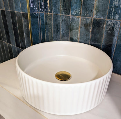 LUXE81 Matte Sit On Basin