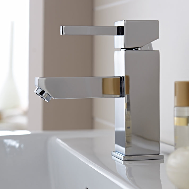 SW6 Pure mono Basin Mixer with Click Waste