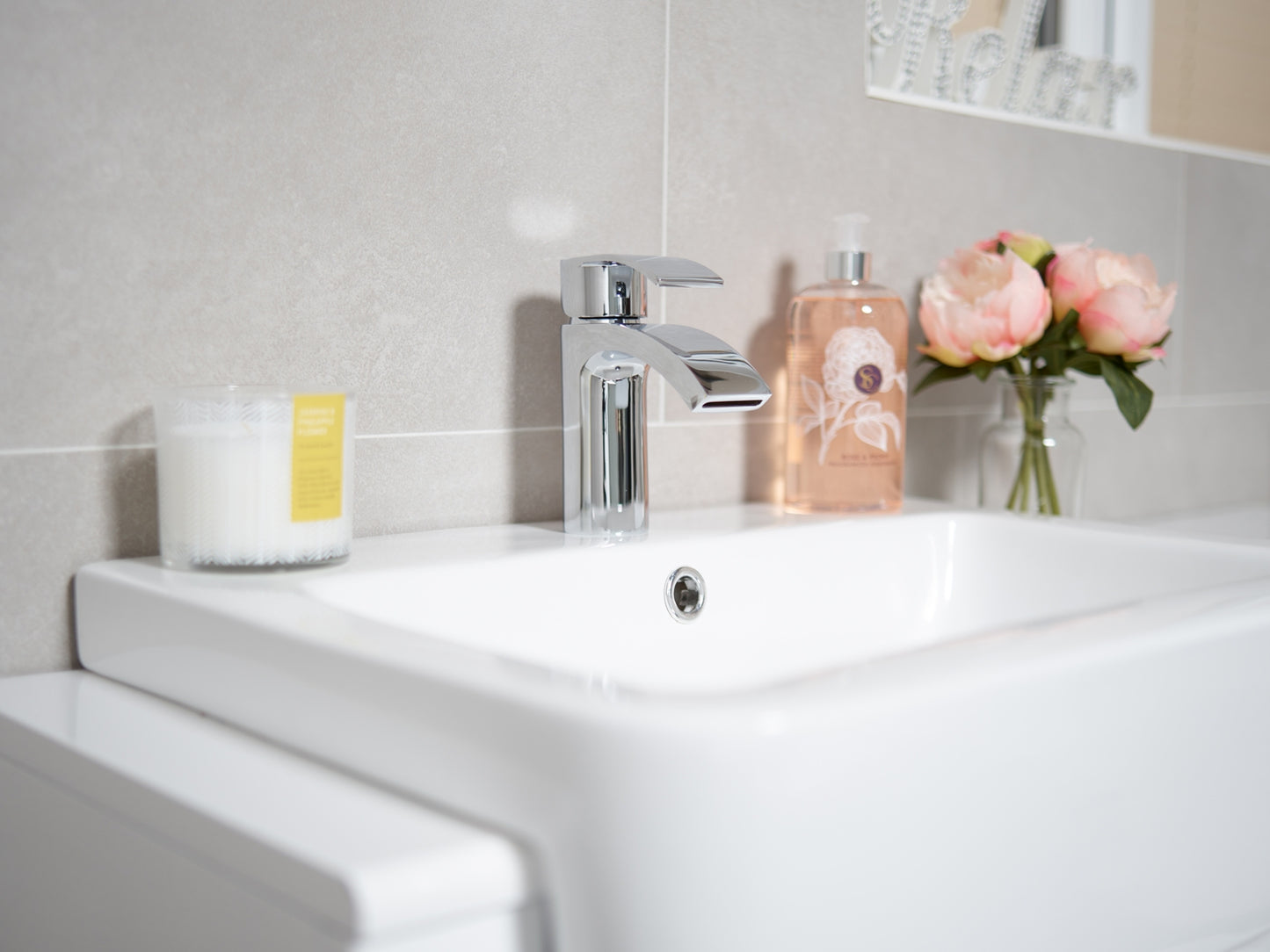 SW6 Status Mono Basin Mixer