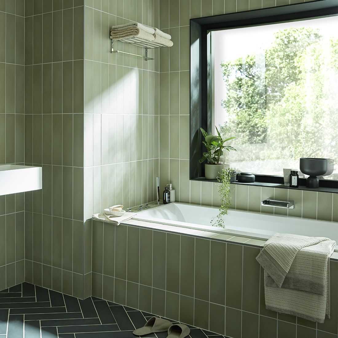 VADO Synergie Wall Mounted Waterfall Bath Spout