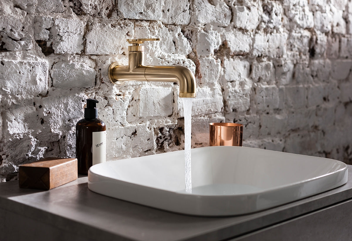 Crosswater UNION Single Hole Wall Basin Mixer w/ Lever
